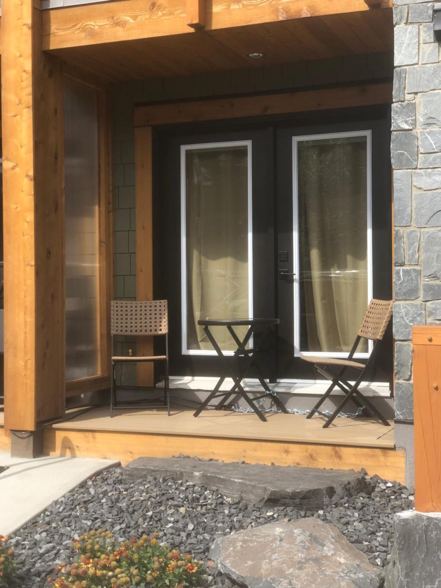 Special! New Downtown Mtn View Free Parking 2B&2B Apartment Canmore Exterior photo