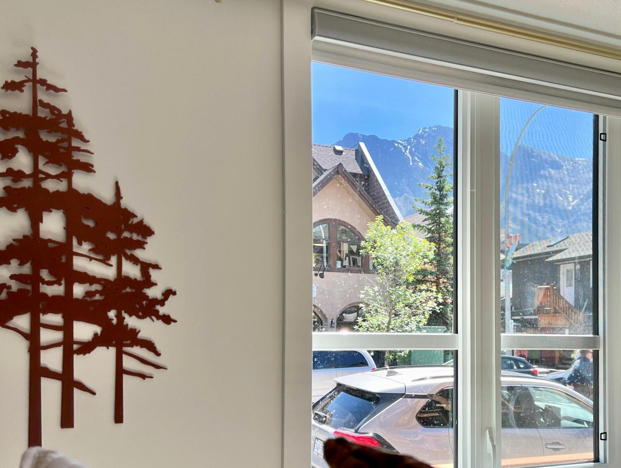 Special! New Downtown Mtn View Free Parking 2B&2B Apartment Canmore Exterior photo