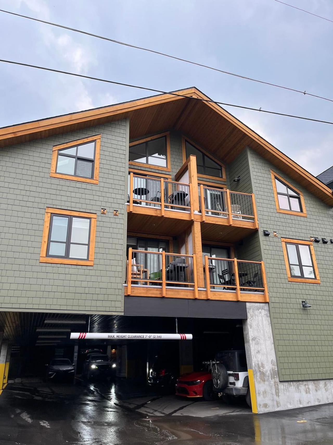Special! New Downtown Mtn View Free Parking 2B&2B Apartment Canmore Exterior photo